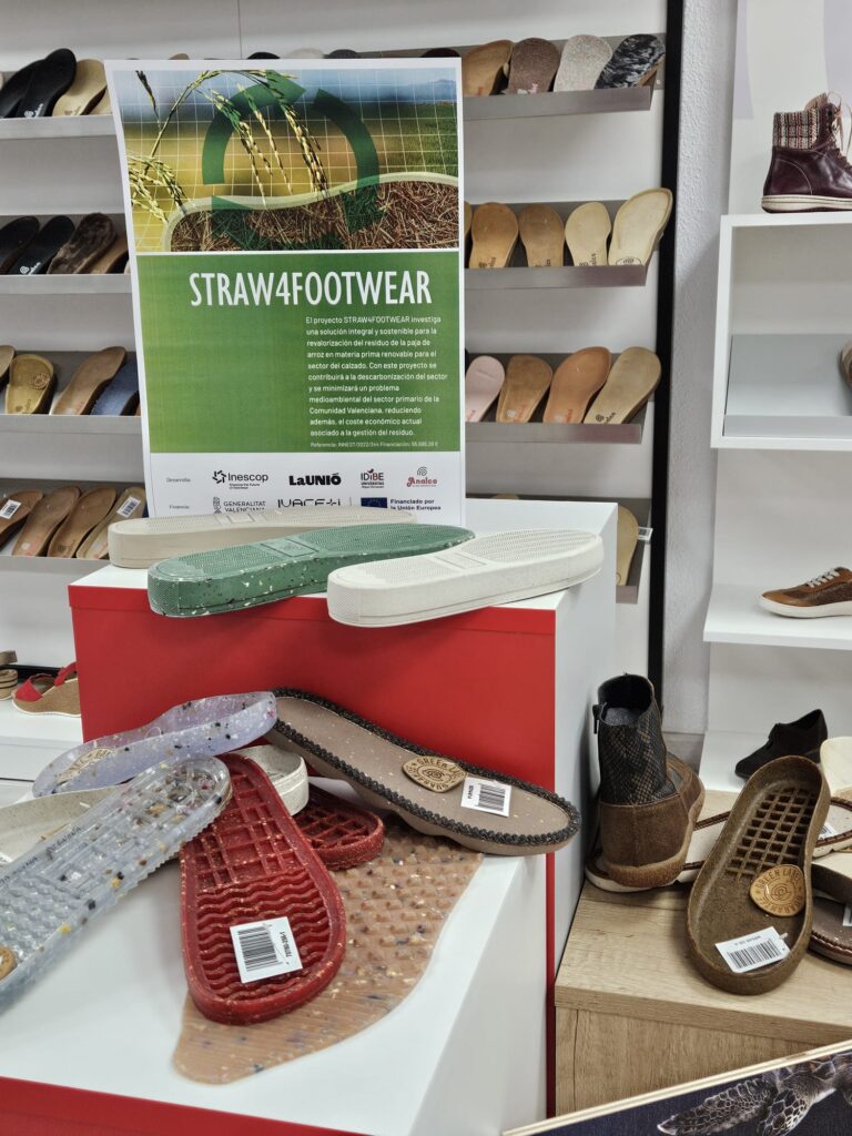 Straw4footwear_3